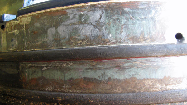 Tunnel bands showing the water damage.