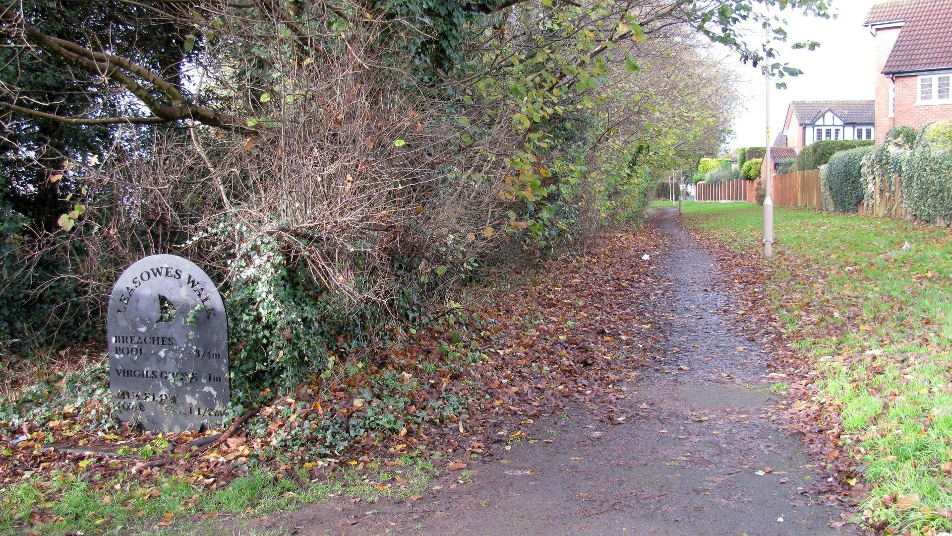 The former Dudley No 2 Canal Route