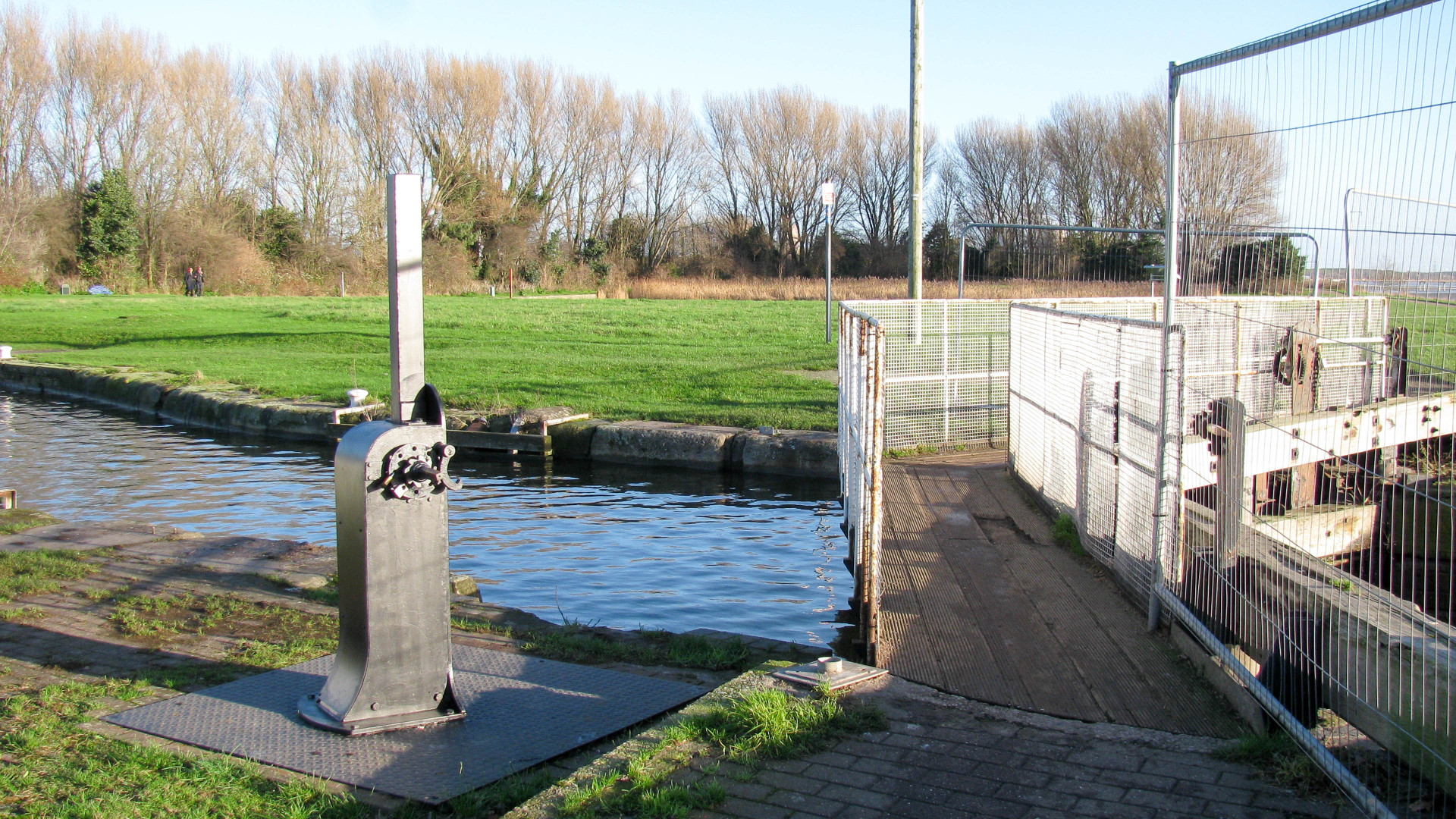 Top gates and paddle gear at the St Helens Canal entrance lock