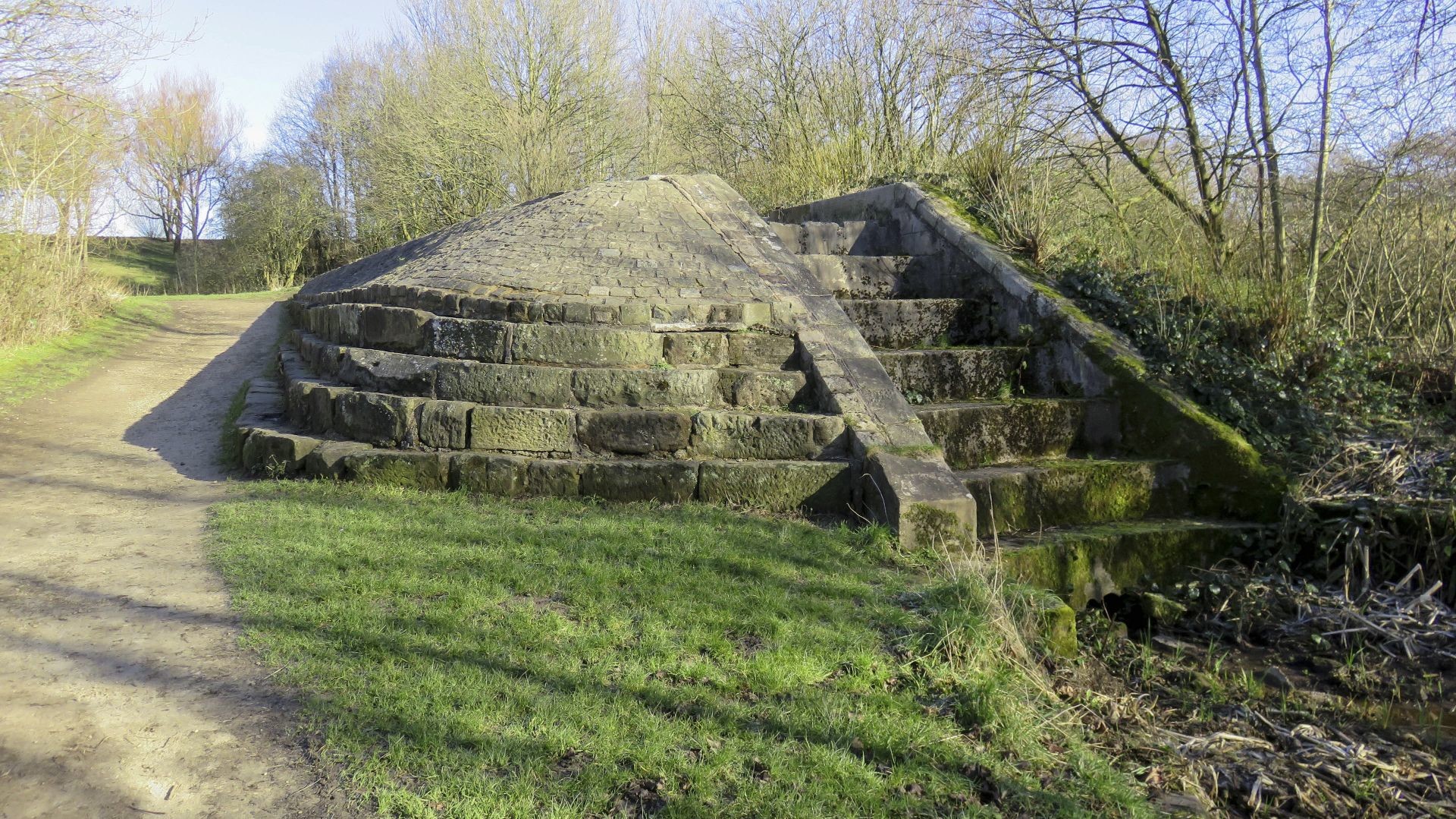 Waterhouses Lock 19