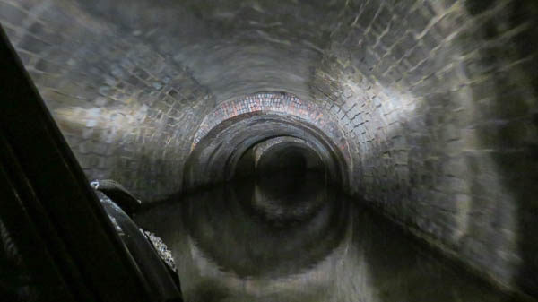 Wider sections inside Standedge Tunnel.