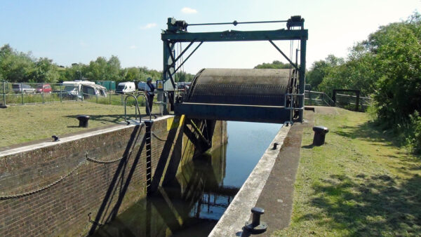 Ditchford Lock's Radial Gate on the River Nene